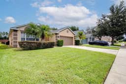 Stunning 3 bed former model home (329656)