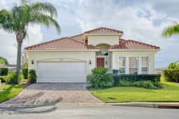 Gorgeous 5 bed with south facing pool (350187)