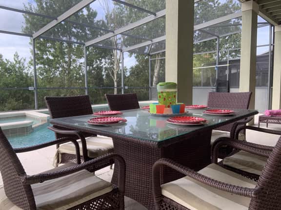 Luxury 5 bed villa with south facing pool (329650)