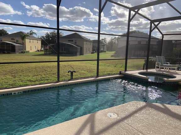 Home Is Where The Pool Is (363768)